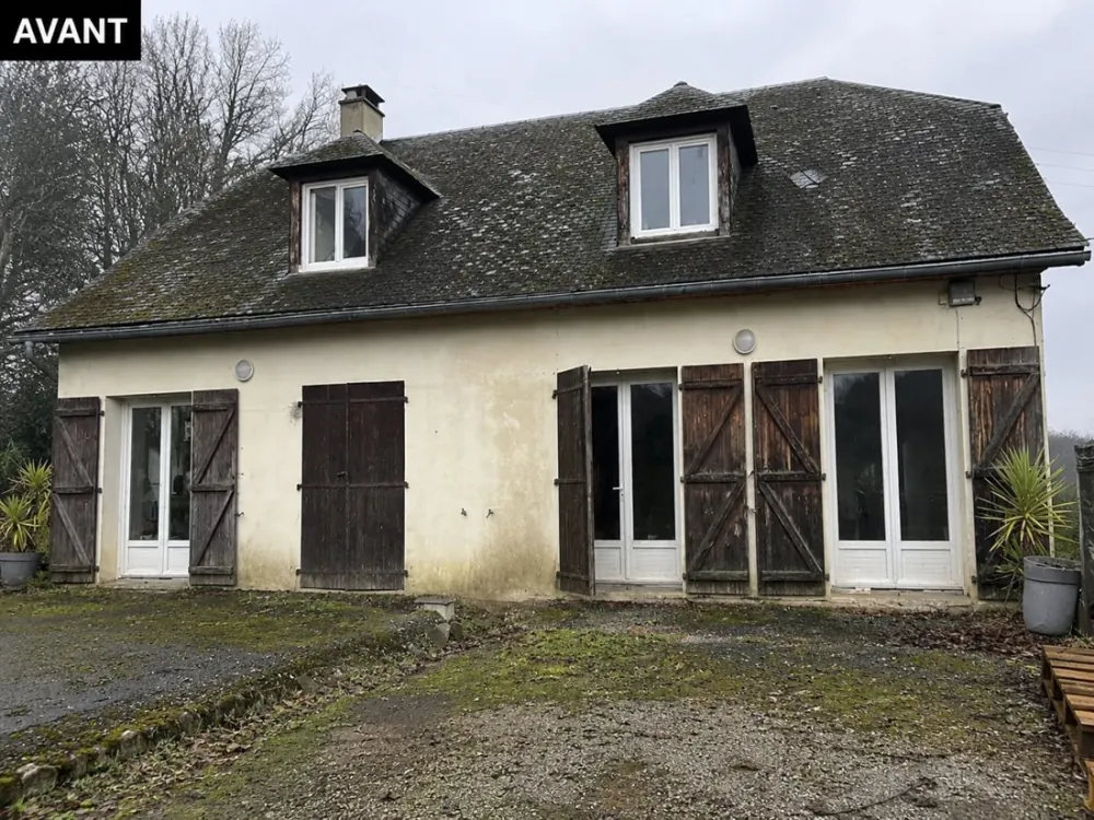 Rénovation de toiture à Rouen par Mayer Couverture, avant
